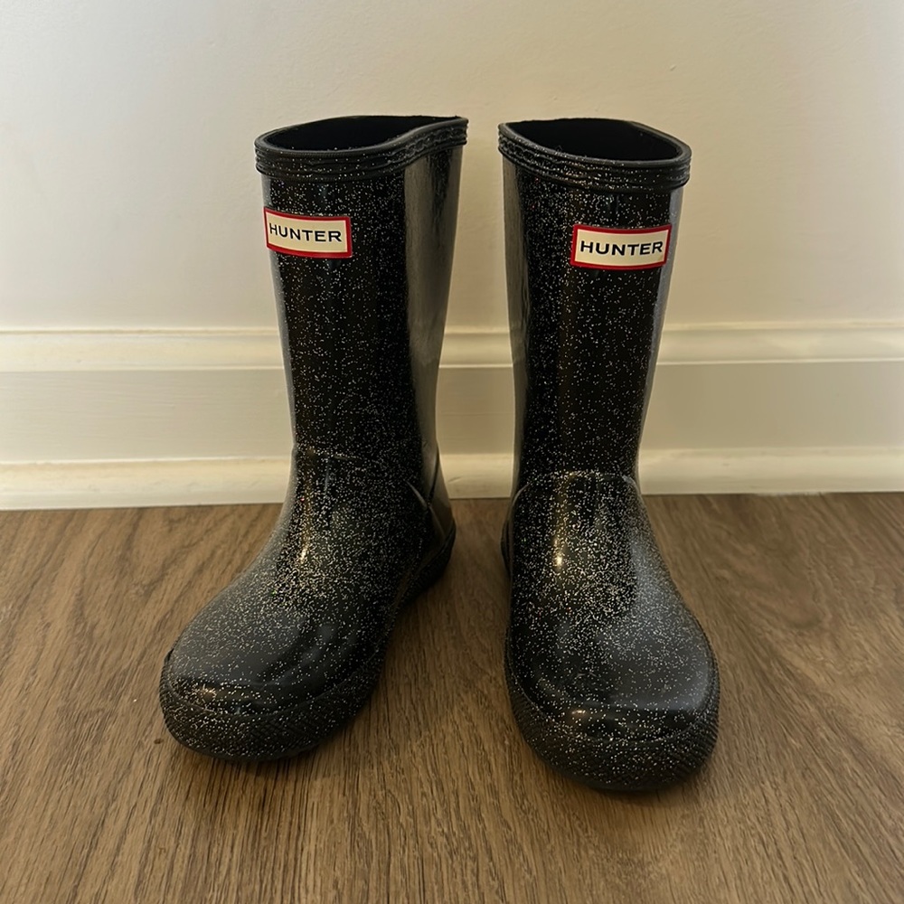Hunter boots. Size 10. Black sparkle. GREAT condition.
